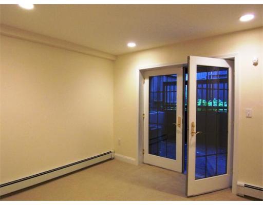 Building Photo - 59 Fort Ave