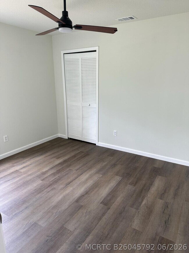 Building Photo - 2150 SW Biella Ave