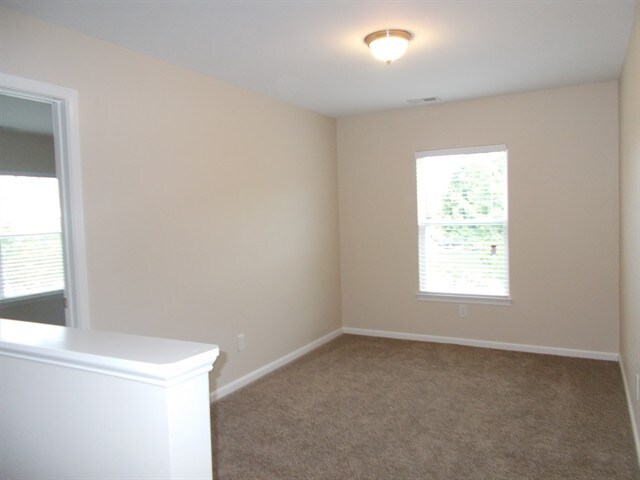 Building Photo - 2101 Trace Creek Dr