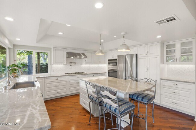 Building Photo - 4501 Regents Ct