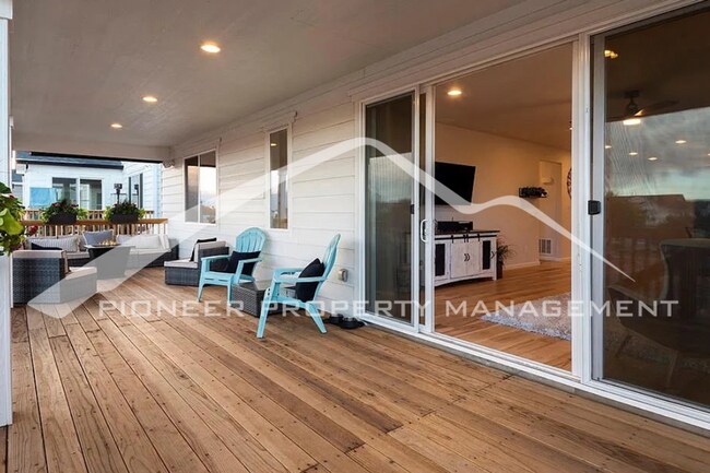 Building Photo - Stylish Main-Level Living with Finished Ba...