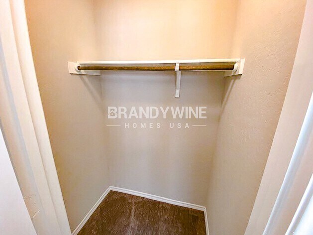 Building Photo - 7018 Winding Shelf