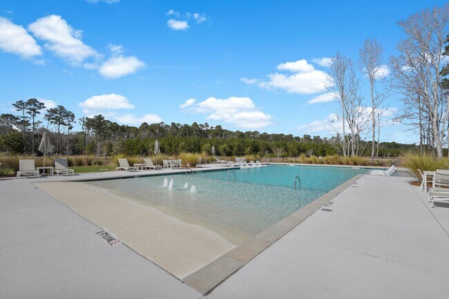 Building Photo - 268 Loblolly Ln