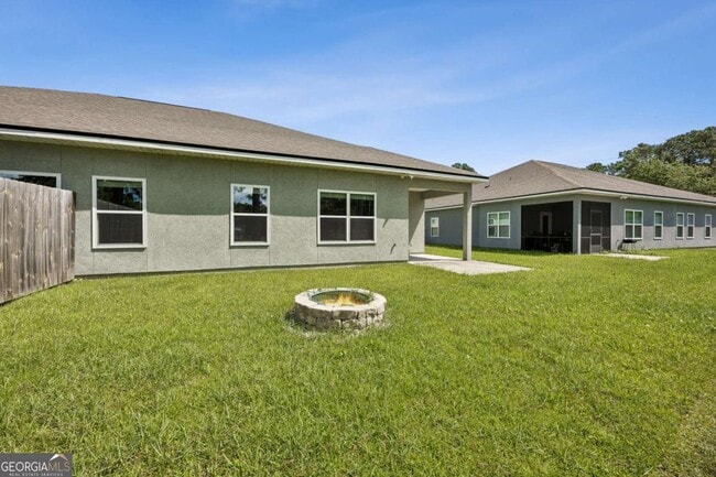 Building Photo - 326 Gary Cir