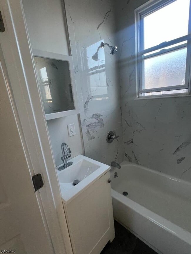 Building Photo - 149-151 Atlantic St