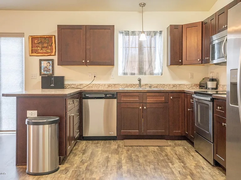 Building Photo - 4738 Adirondack Cir