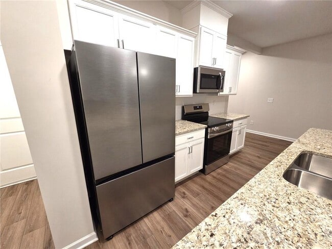 Building Photo - 1416 Lucan Ln