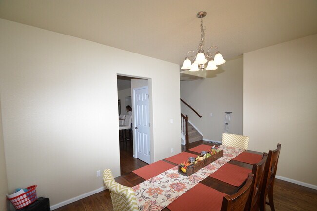 Building Photo - Beautiful 2-story home in D-49 available to move in on 05/01/2026! The owner allows 1 dog up to 7...