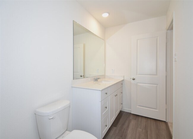 Building Photo - 15291 Abella Dr