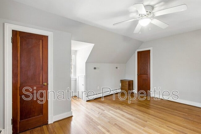 Building Photo - 6731 Forest Hill Ave