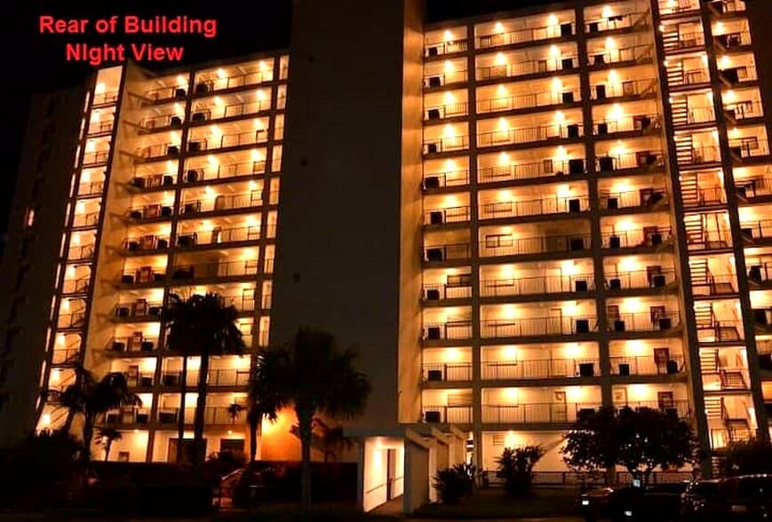 Building Photo - 7310 Seawall Blvd