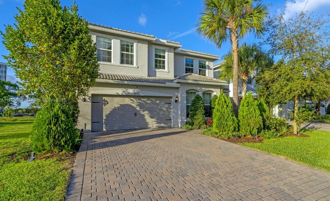 Building Photo - 3813 Greenway Dr
