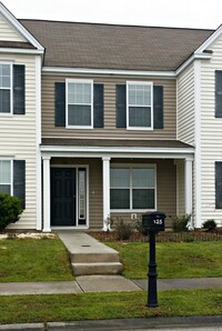 Building Photo - Two Bedroom Town Home in Godley Park