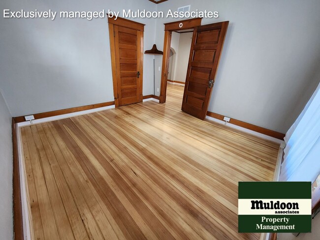 Building Photo - Remodeled Rancher Available now!