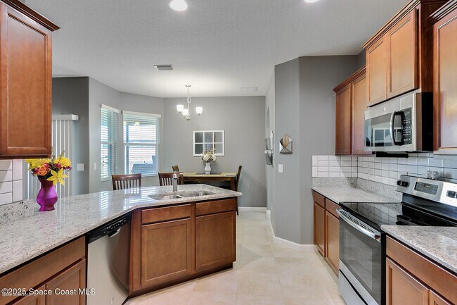 Building Photo - 3320 Watergrass St