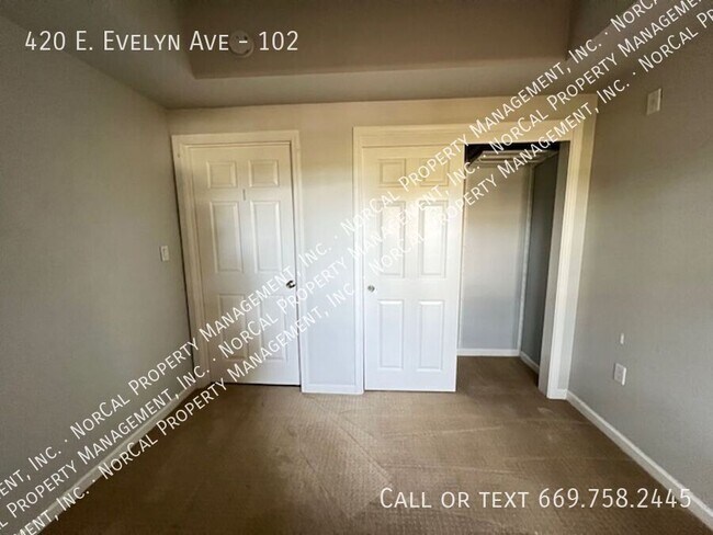 Building Photo - 420 E Evelyn Ave