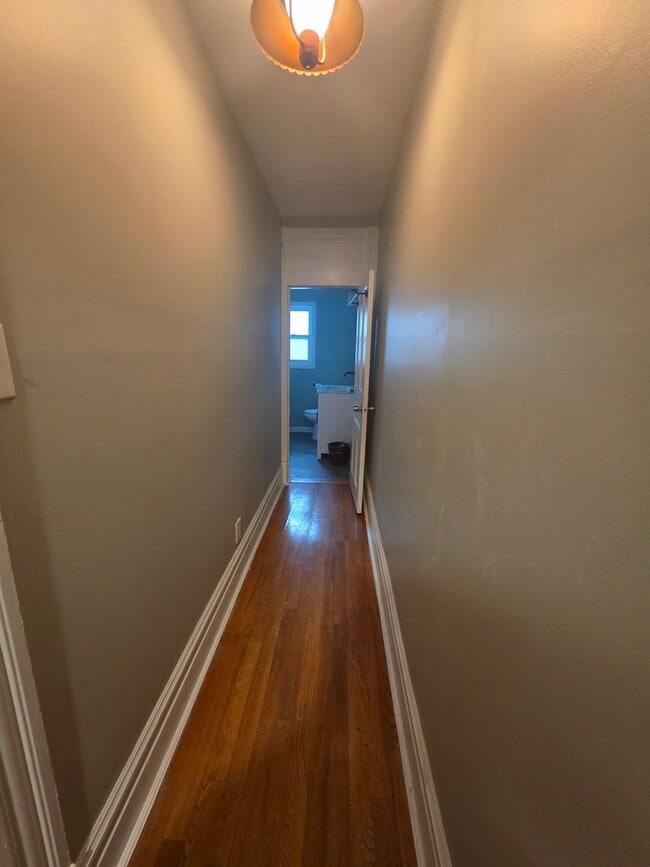 Building Photo - Stylish 2-Bedroom Home in Braddock with Bonus Space & Modern Comfort