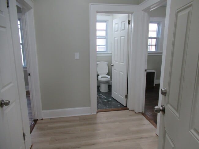 Building Photo - 56 Durand Pl