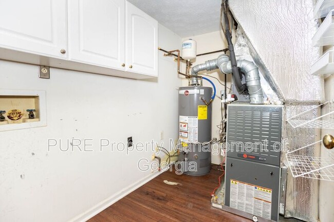 Building Photo - 21 Powers Ferry Manor SE