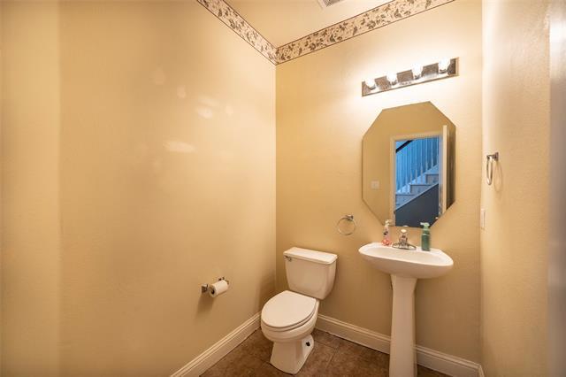 Building Photo - 2917 Osage Ln