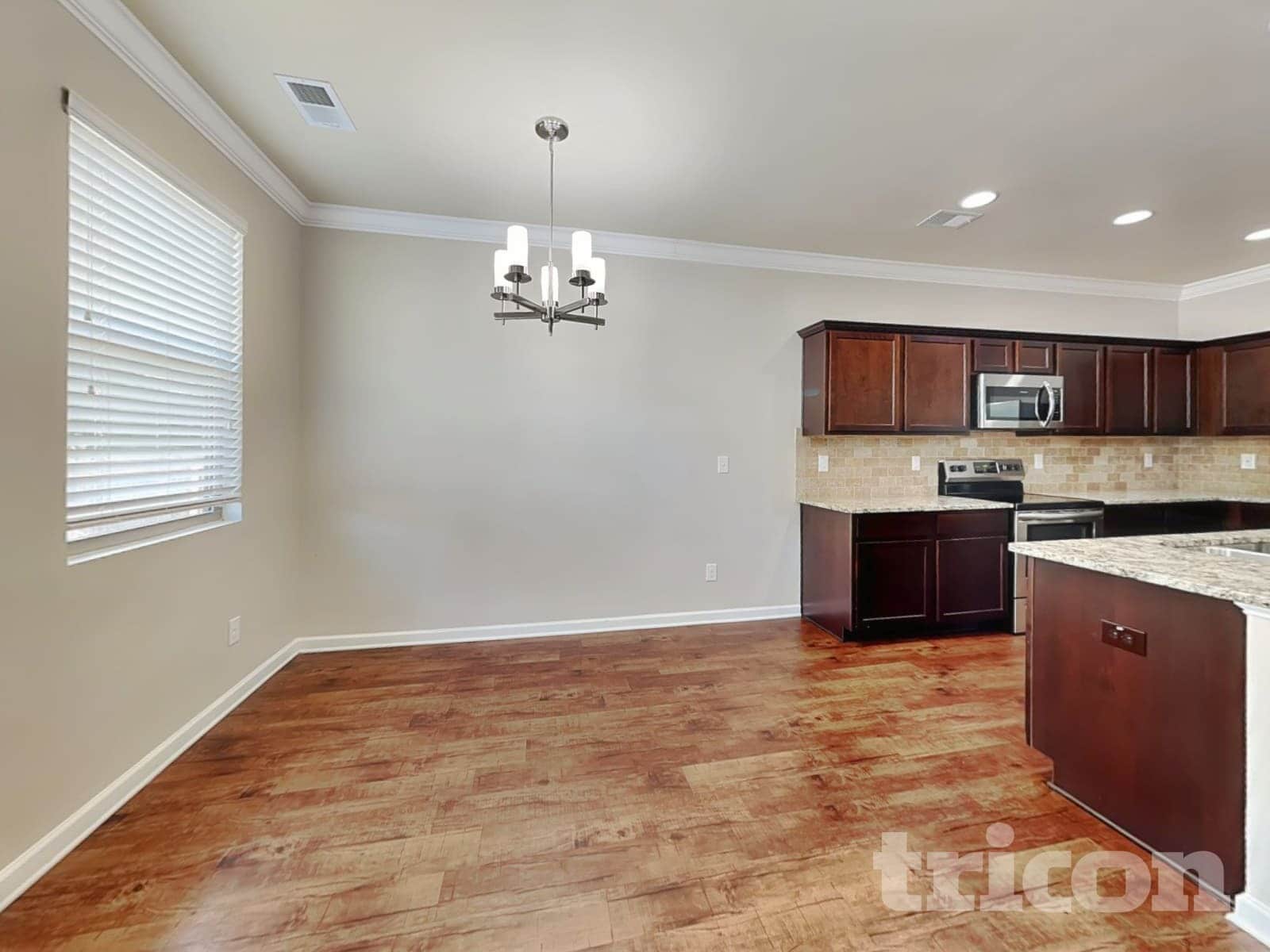 Building Photo - 1095 Lear Dr