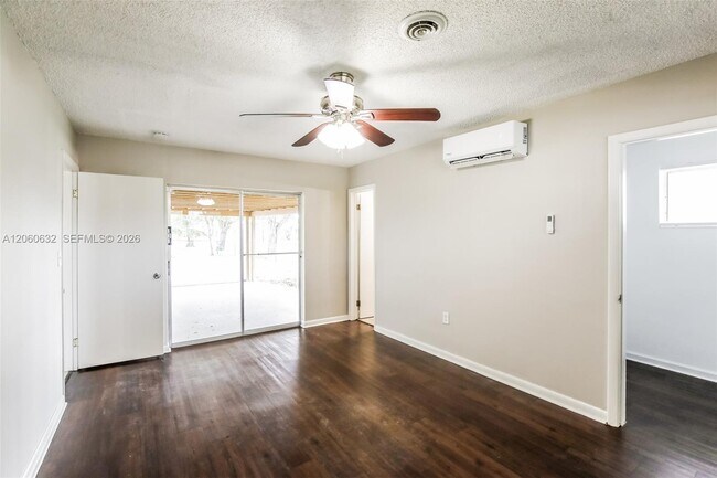 Building Photo - 4896 NW 6th Ct