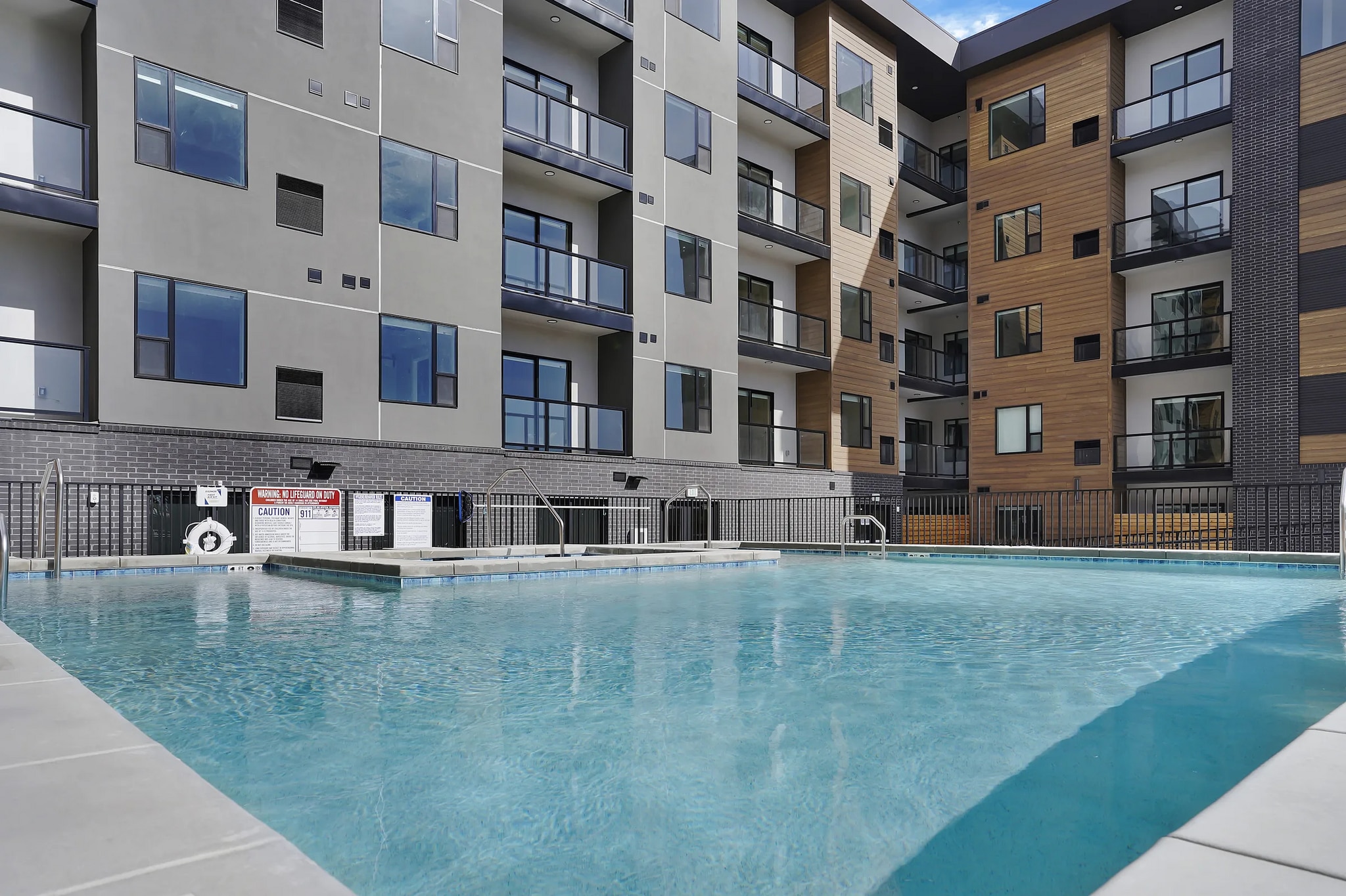 Building Photo - 340 West 700 S