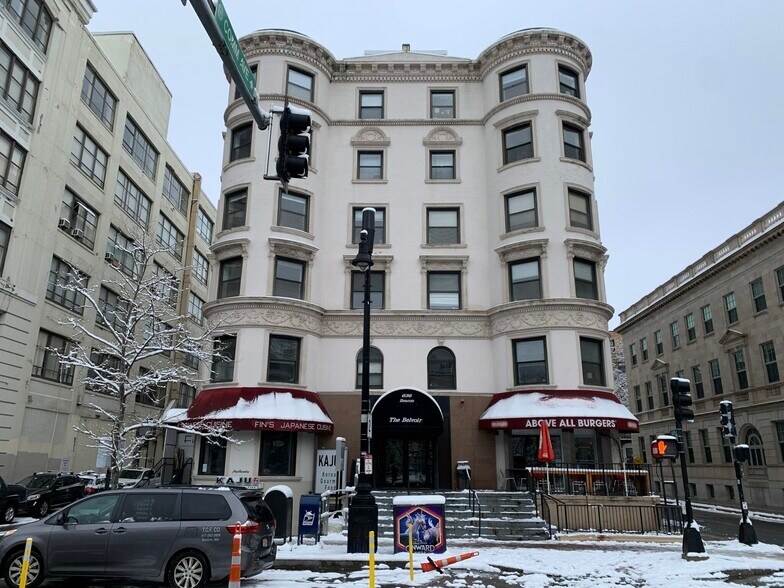 Building Photo - 650 Beacon St