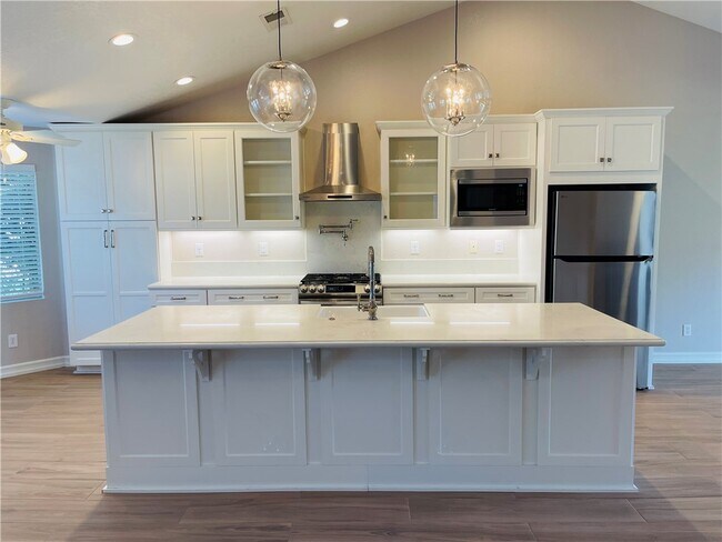 Building Photo - 28937 Biarritz Ct