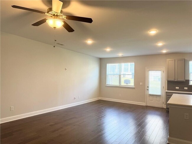 Building Photo - 3506 Sorrel Ln