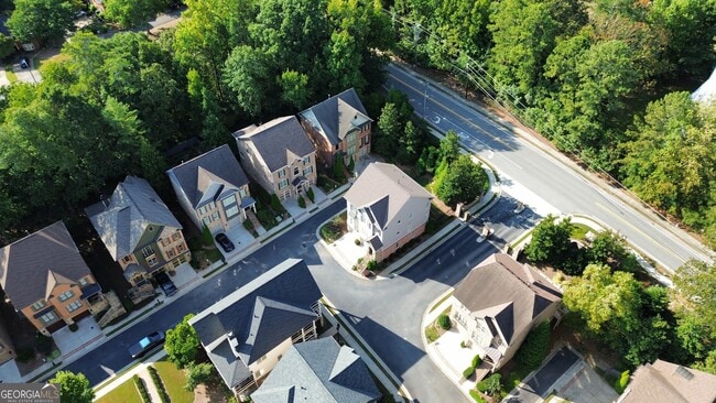 Building Photo - 7955 Magnolia Square