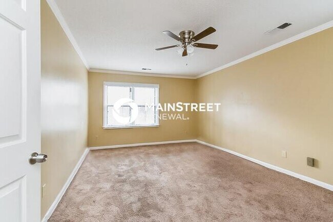 Building Photo - 5 Bedroom Pet-Friendly Home in Cordova, TN with Main Street Renewal