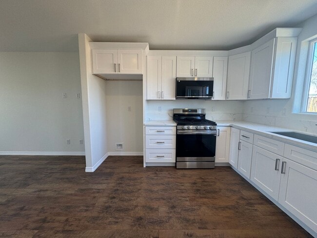 Building Photo - 1794 Coronel Dr