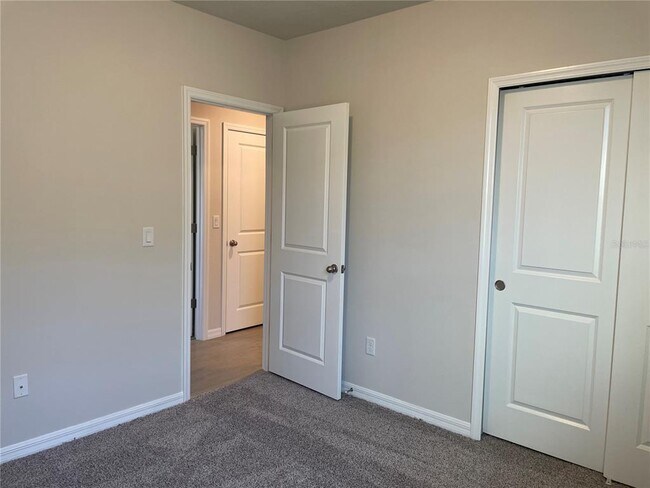 Building Photo - 3289 Fresno Pl