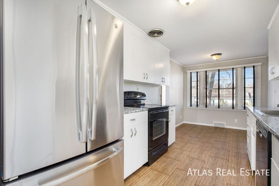 Building Photo - 7535 Briar St