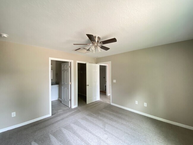 Building Photo - Limited Time Rent Reduction and NO applica...
