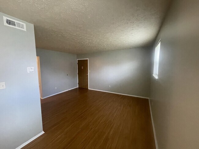 Building Photo - 4204 Foreman Ln