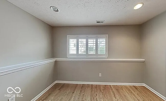 Building Photo - 12670 Leah Ln