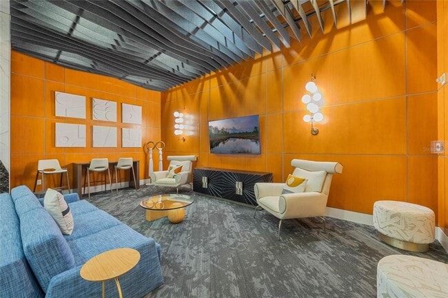 Building Photo - 155 S Court Ave