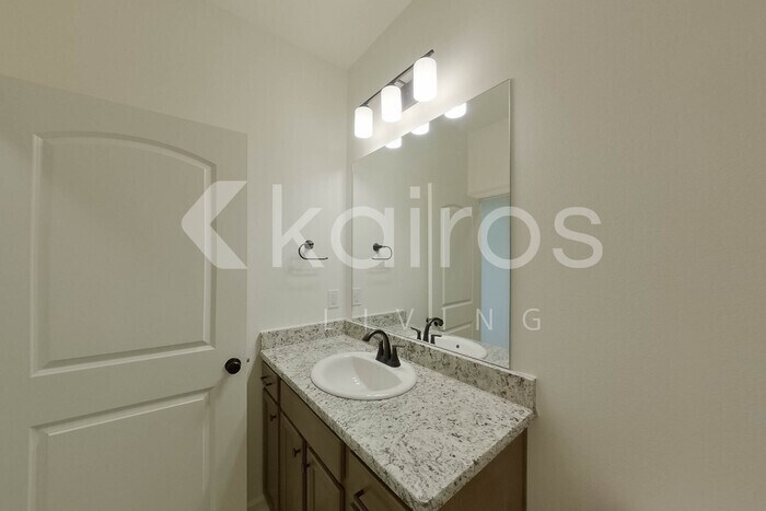 Building Photo - 101 Carencro St