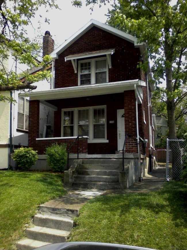 2360 Chickasaw - 2360 Chickasaw St
