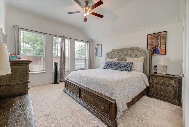 Building Photo - 13026 Sheildaig St