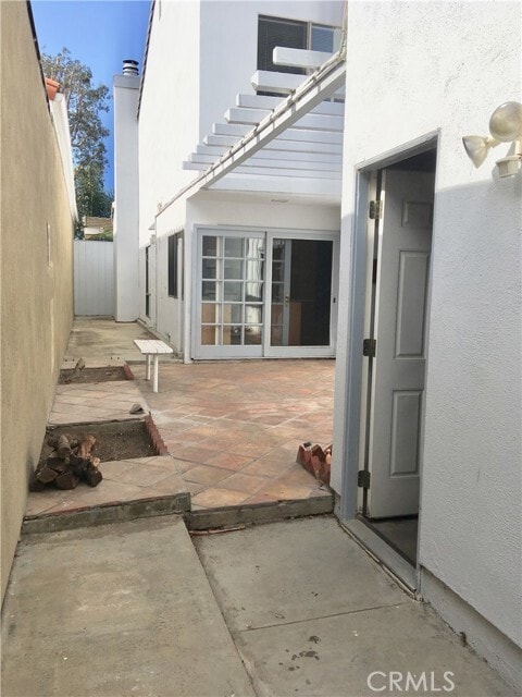 Building Photo - 7030 Seawind Dr