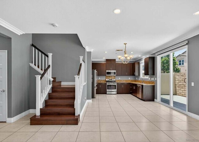 Building Photo - 42921 Avenida Amistad