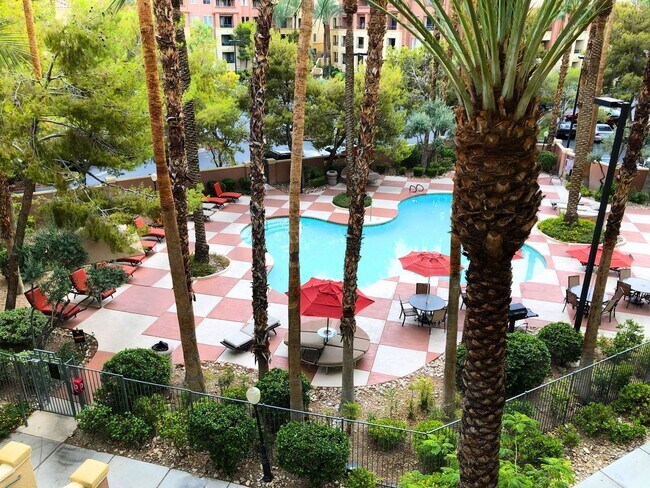 Building Photo - Meridian - Unfurnished 1 Bed | 1 Bath Luxu...