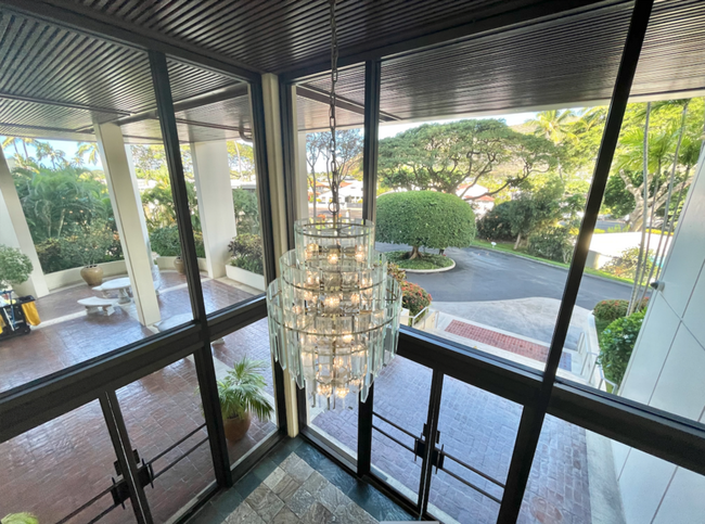 Building Photo - 6770 Hawaii Kai Dr