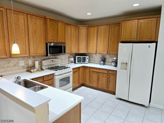 Building Photo - 2104 Conrad Way