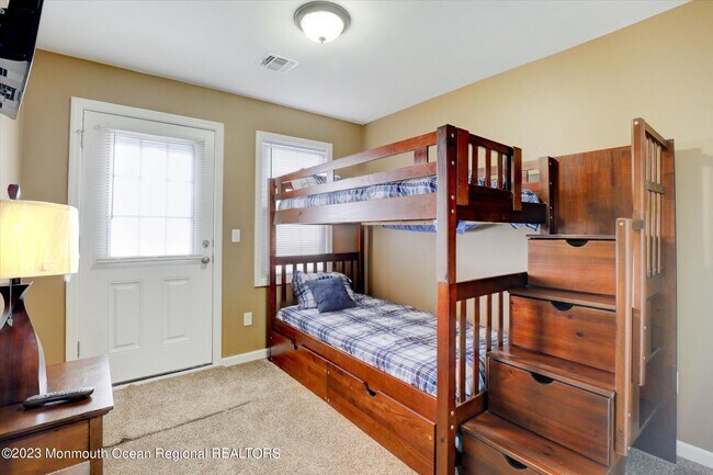 Building Photo - 120 Randall Ave