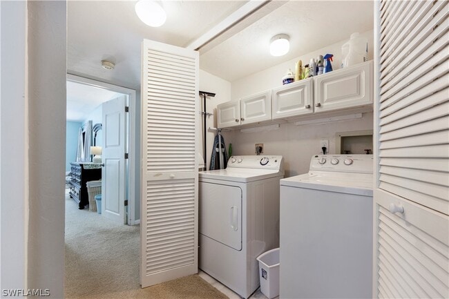 Building Photo - 6142 Whiskey Creek Dr