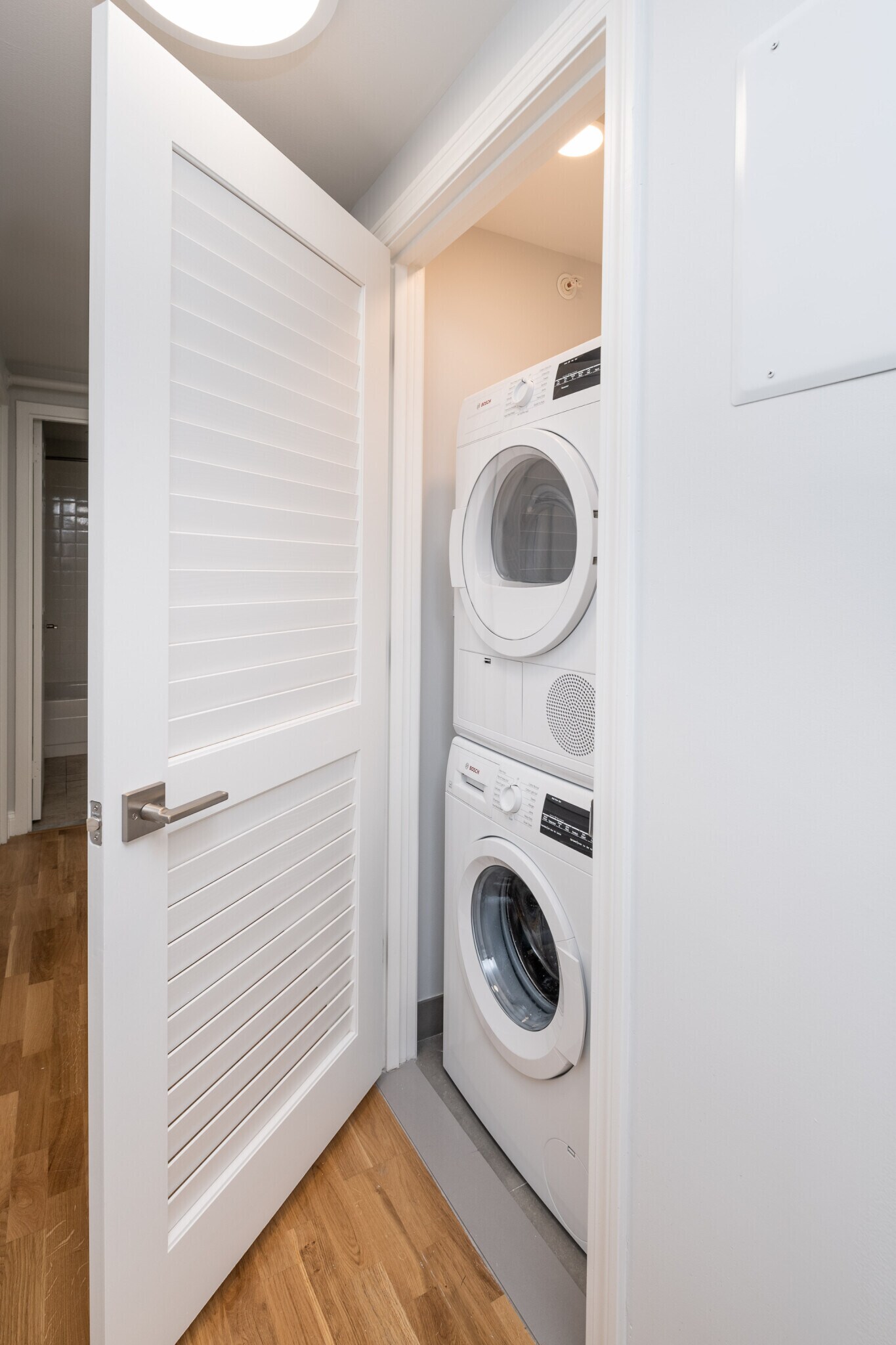 Building Photo - 1410 Columbia Rd